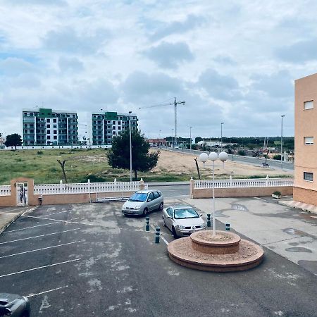 פילאר דה לה הורדאדה Apartamento Mil Palmeras מראה חיצוני תמונה
